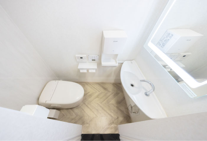 トイレ（男性専用）