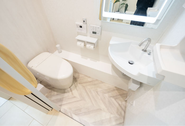 トイレ（男女共用）
